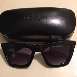 100% authentic Coach sunglasses 😎